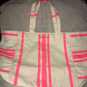 Victoria’s Secret Extra Large Bag | Canvas |